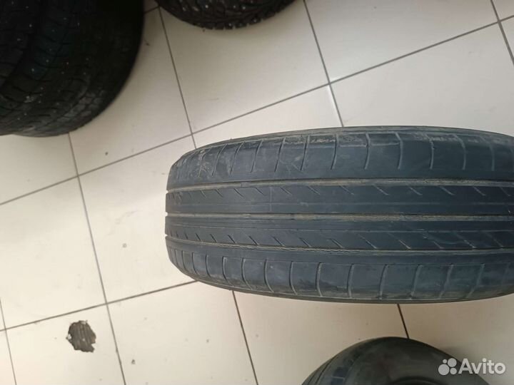 Yokohama BluEarth E50 185/60 R15 84H