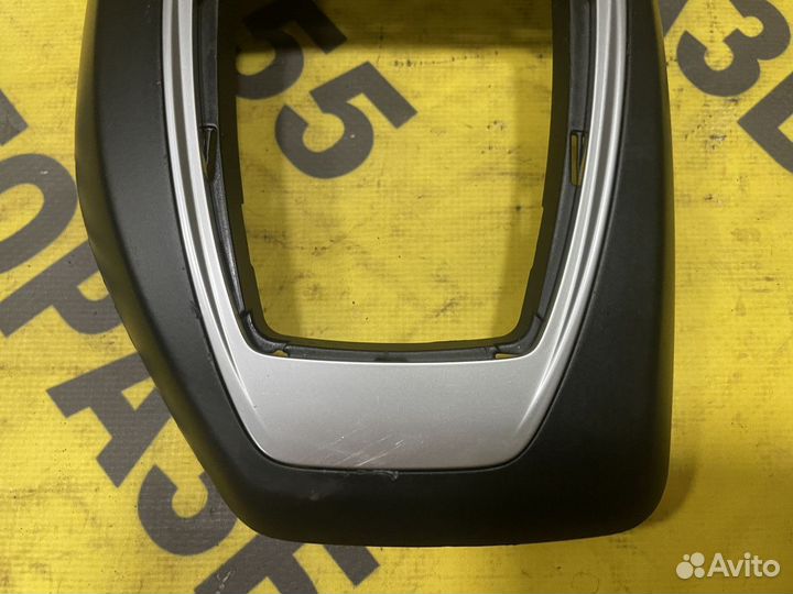 Накладка декоративная BMW X1 E84