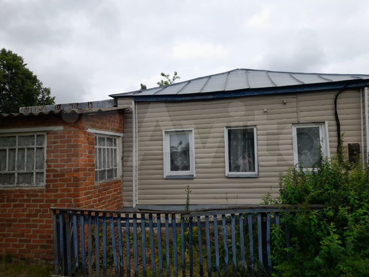 Дом 50 м² на участке 6 сот.