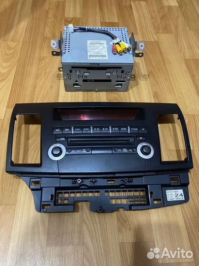 Автомагнитола на Mitsubishi Lancer