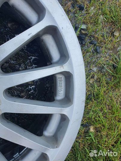 Диск r15 6.5 4х114.3 от hyundai, есть 3 шт