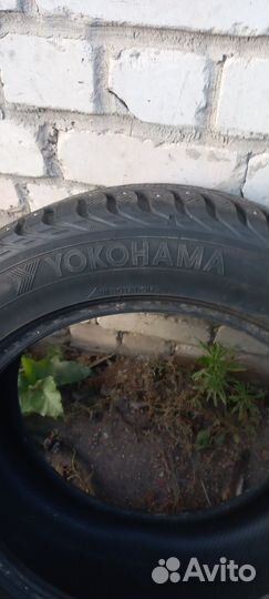 Yokohama Advan A052 235/55 R18
