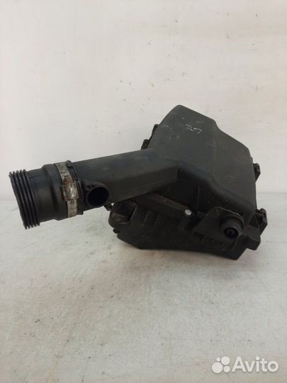 Корпус воздушного фильтра Saab 9-3 кабриолет 2.0