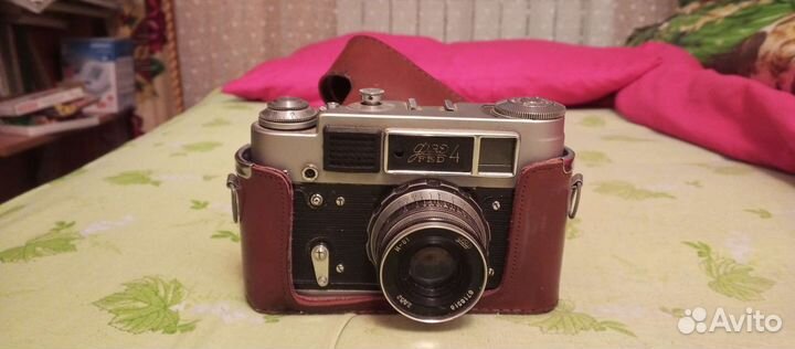 Пленочный фотоаппарат фед4