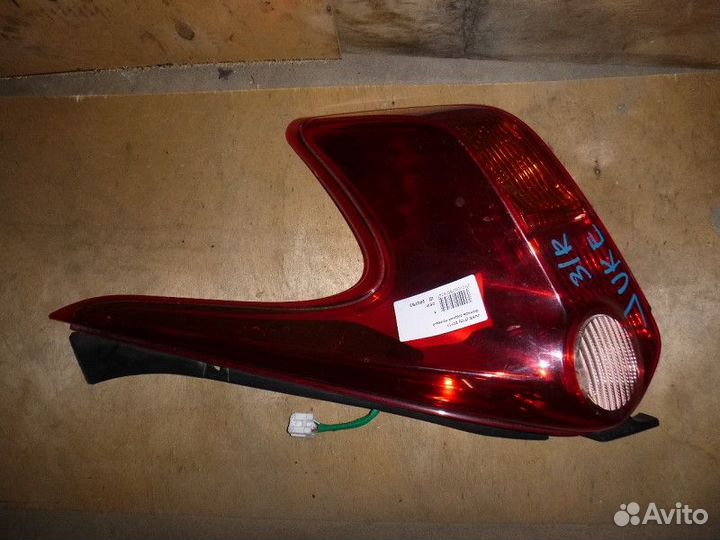 Фонарь задний правый nissan juke (F15) 2011