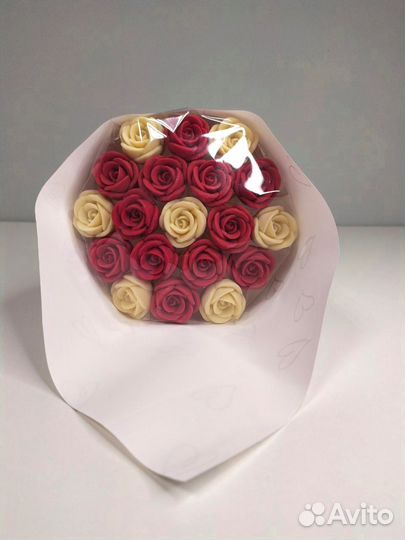 Розы из Белого Шоколада - 19 шт в Букете