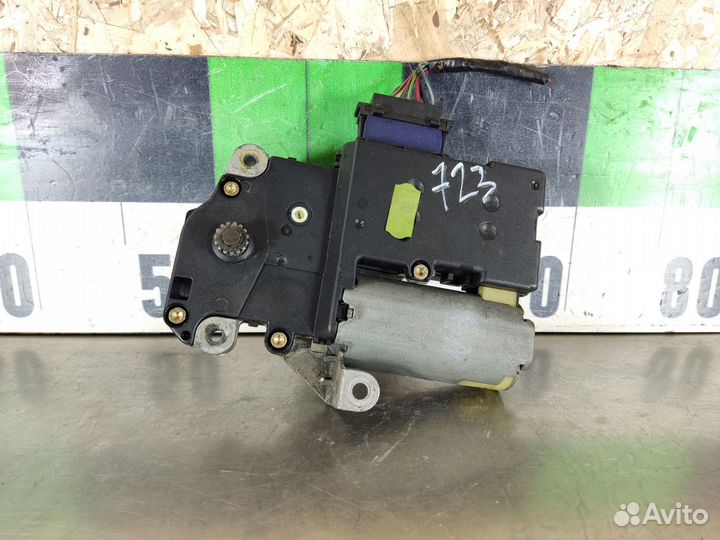 Моторчик люка Saab Saab 9-5 1998-2002