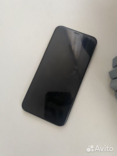 iPhone X, 64 ГБ