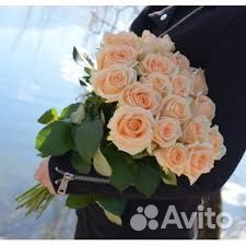 Букет 17 персиковых роз Цветы Красноярск