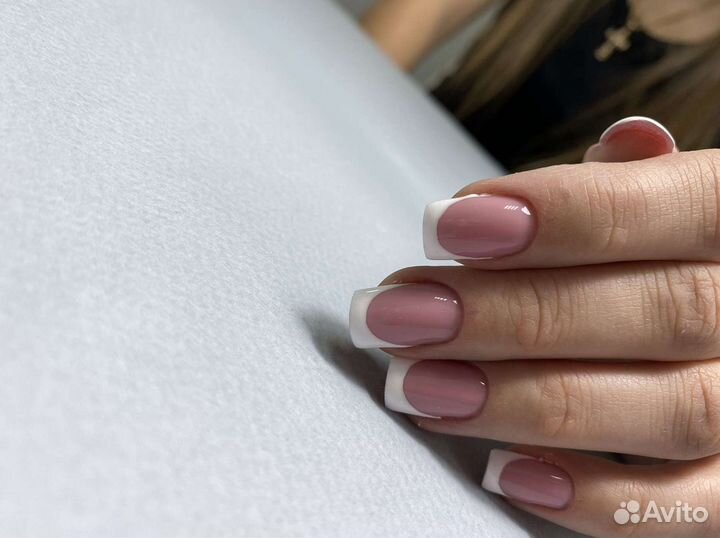 Маникюр,педикюр