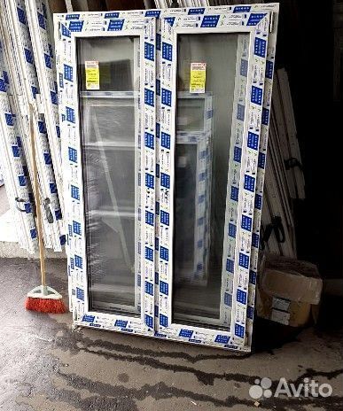 Пластиковые входные двери 90х210