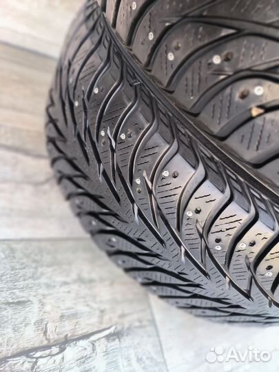 Yokohama Ice Guard IG35 215/55 R17