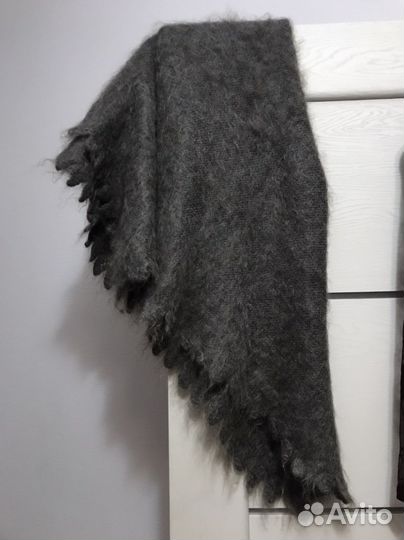 Платок пуховый новый 1.00Х1.00