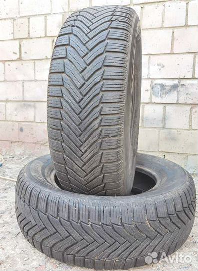 Michelin Alpin 6 215/65 R16 98H