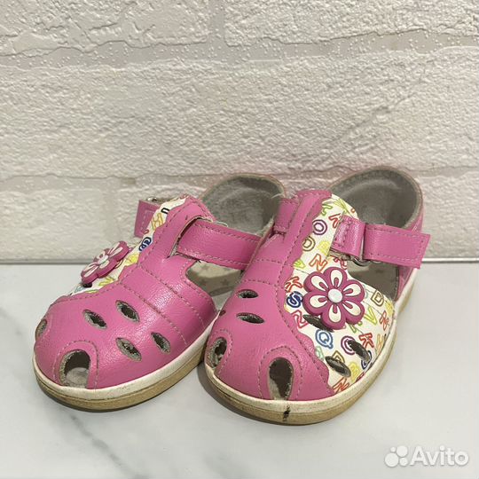 Сандали для девочки