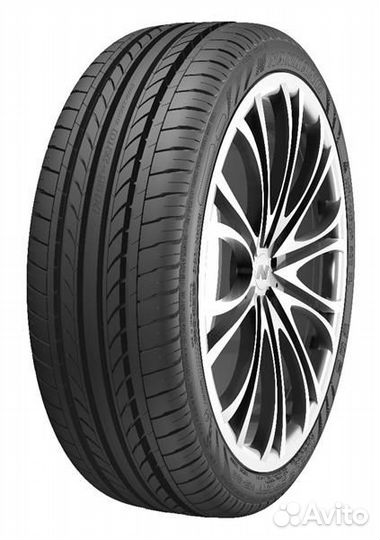 Nankang NS-20 215/50 R17 95V