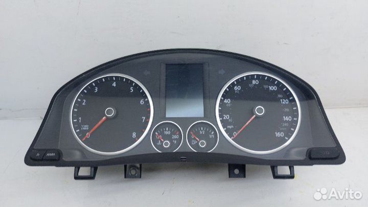 Щиток приборов Volkswagen Tiguan 2.0 2009