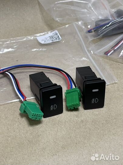 Кнопка птф toyota Camry Prius Corolla