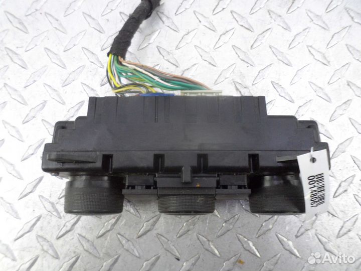 Переключатель отопителя Saturn Vue 2