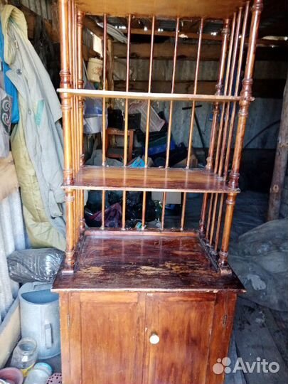 Тумбочка-этажерка