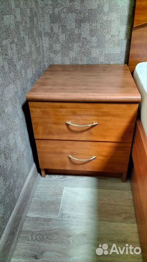 Спальный гарнитур 