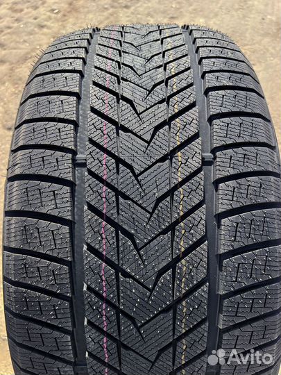 iLink SnowGripper II 275/45 R20 99T