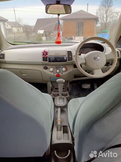 Nissan March 1.2 AT, 2003, 150 034 км