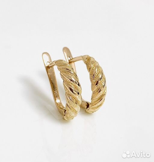 Золотые серьги