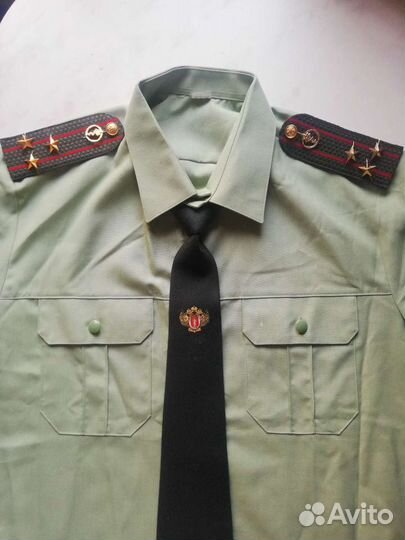 Галстук, рубашка, погоны фскн