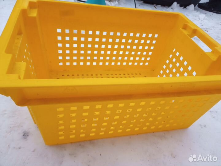 Ящик пластиковый