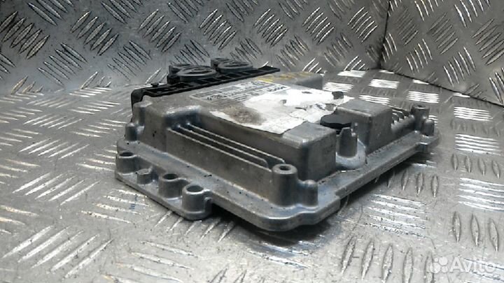 Блок управления двигателем Peugeot 207