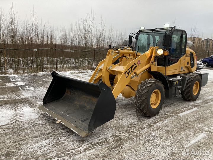 Аренда Погрузчик фронтальный поднять участок