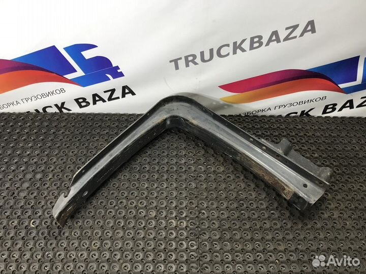 Кронштейн топливного бака