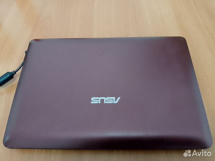 Нетбук Asus Eee PC