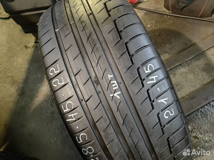 Continental PremiumContact 6 285/45 R22