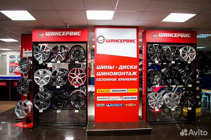 Nokian Tyres Hakkapeliitta 9 235/45 R18