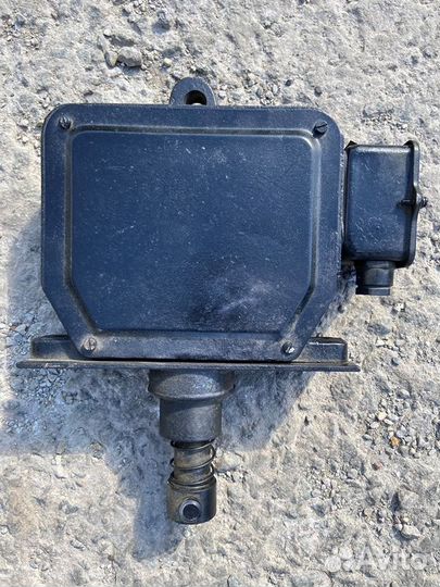 Управляющий магнит Д-1 гусеничного крана рдк-250