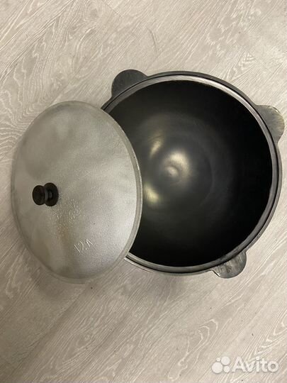 Казан чугунный