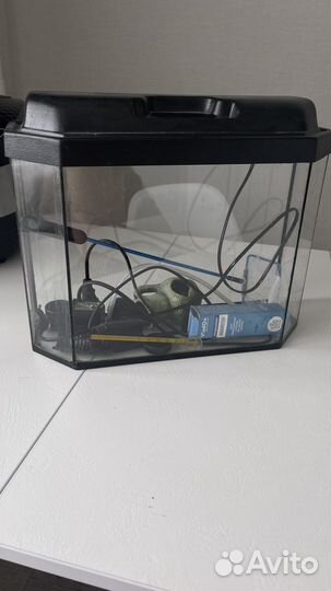 Аквариум для рыбок с фильтром