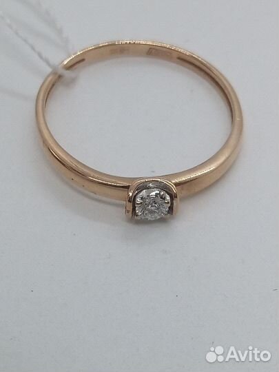 Золотое кольцо с Бриллиантом