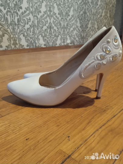 Туфли женские 39 размер