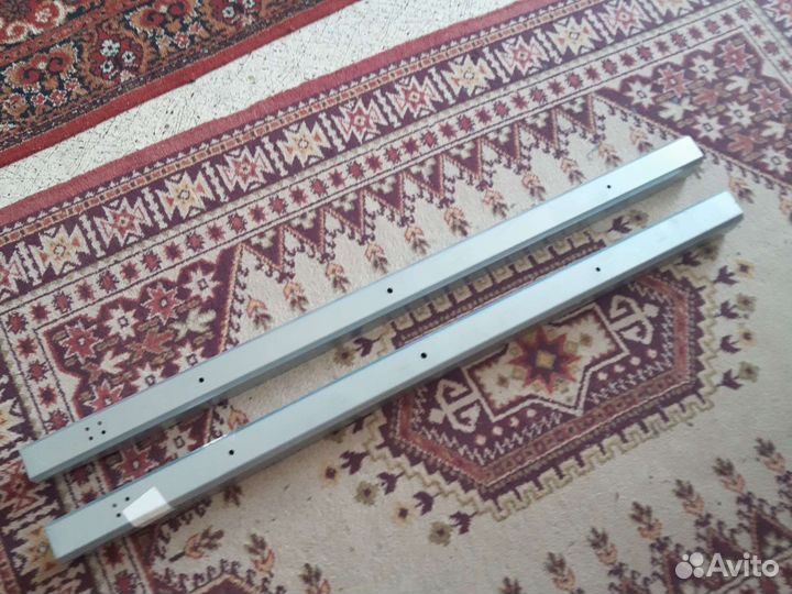 Перекладина для кровати