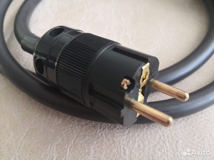 Сетевой кабель Furutech FP-314Ag (Japan) 1,8 м