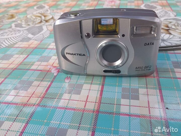 Фотоаппарат Canon Prima zoom 90 и Praktica Bata