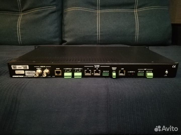 Crestron DGE-1 цифровая графическая подсистема