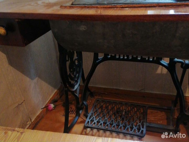 Швейная машина зингер Singer