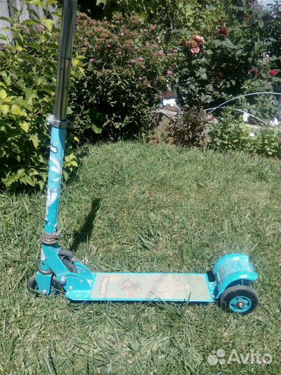 Продам детский самокат
