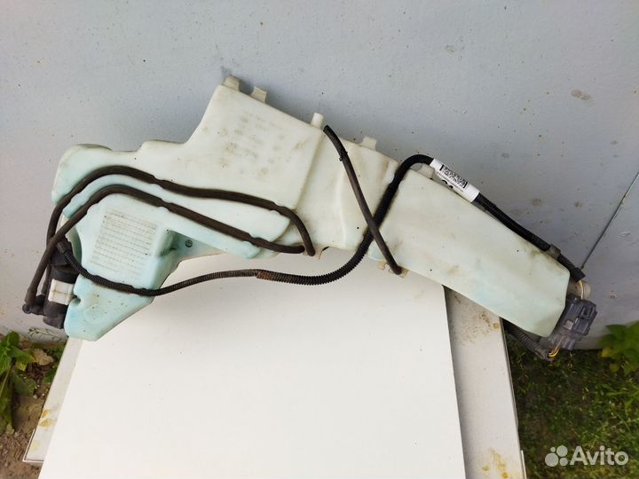 Бачок омывателя Ford Focus 2 2006г