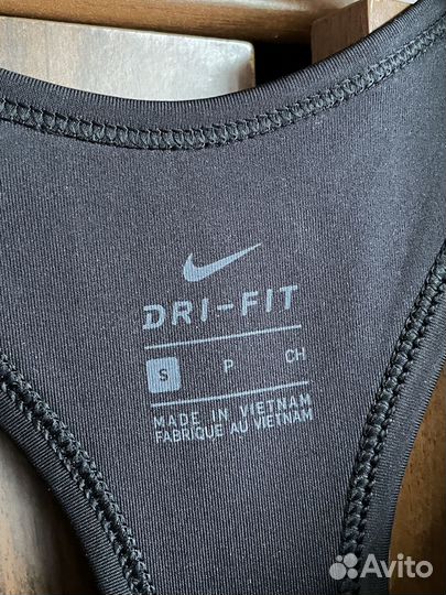 Спортивный топ бра Nike dri fit S