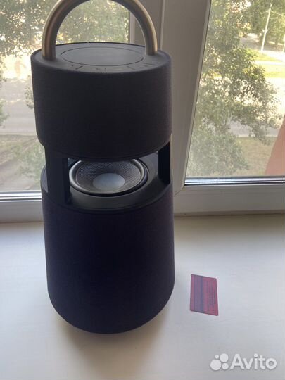 Портативная акустическая колонка LG RP4